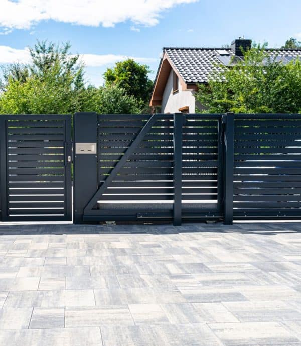 Contact Railing Contractor Vancouver Grouse Railing Ltd.