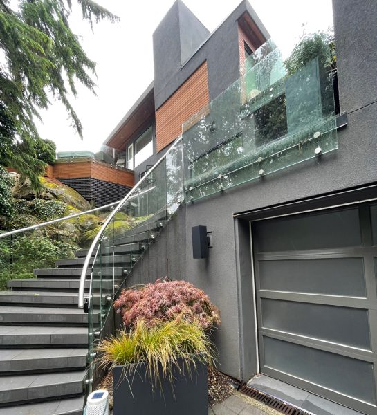 Modern Glass Railing Design Ideas