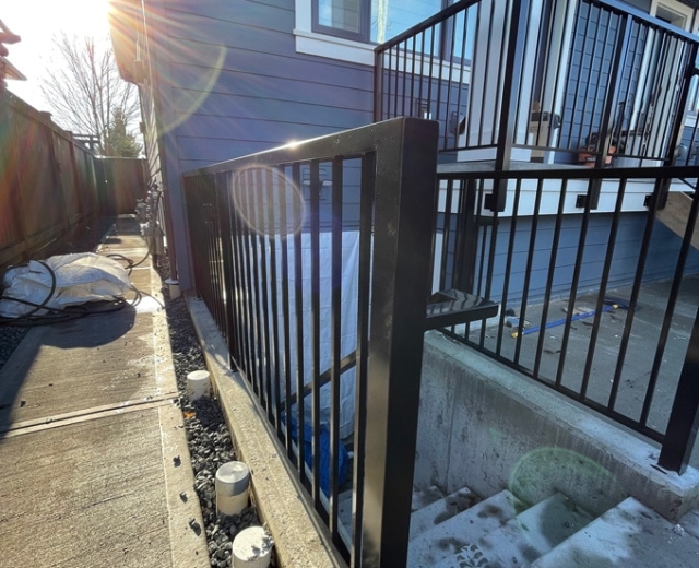 exterior-railings-coquitlam