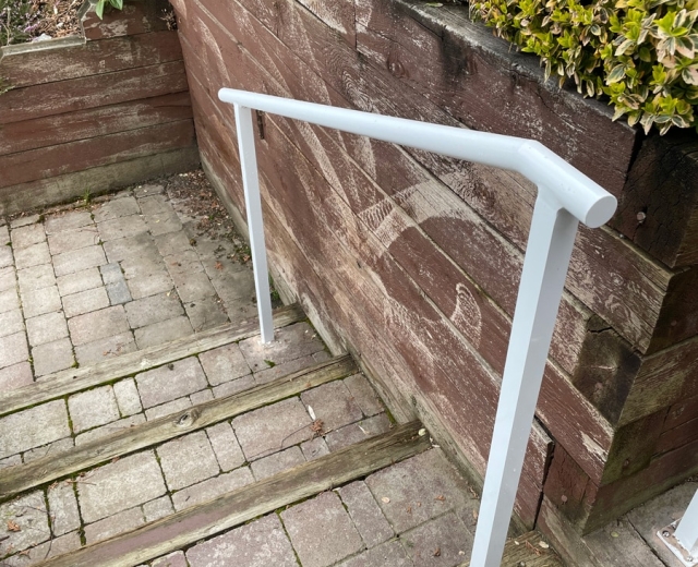 modern-handrails-for-stairs
