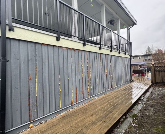 ER02 outdoor railing 1