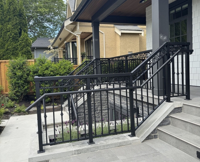 ER01 outdoor railing scaled
