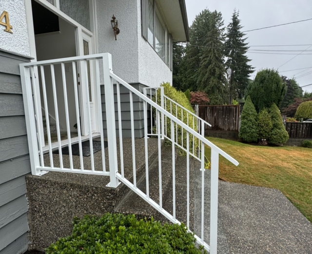 residential exteior railing richmond