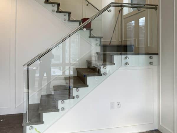 What Are Standoff Glass Railing Applications?